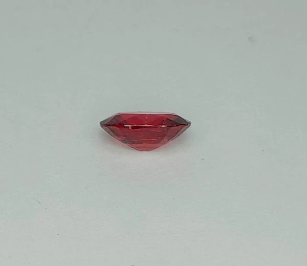 1.65ct Natural Garnet Oval Cut Loose Gemstone From Tanzania — view 2